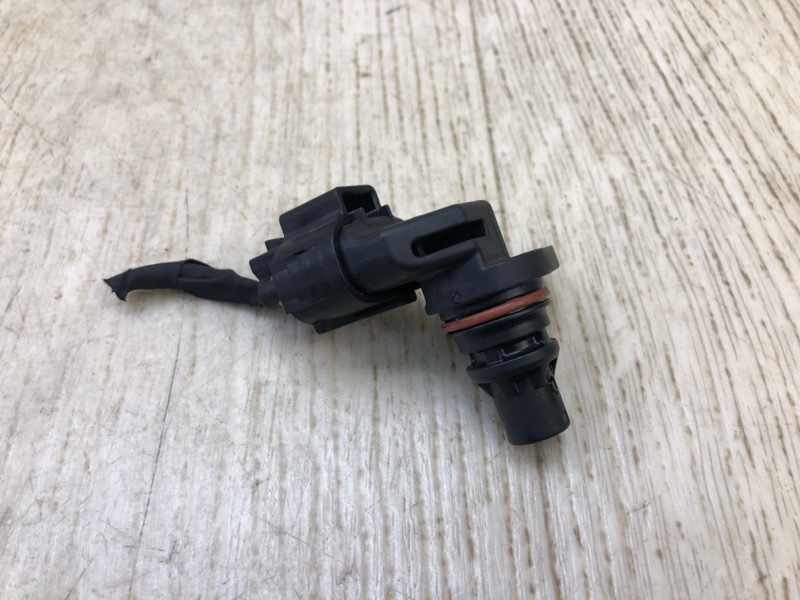 Датчик положения распредвала HYUNDAI ELANTRA AD 16- 2018 2.0 G4NH 39350-2E200 Б/У