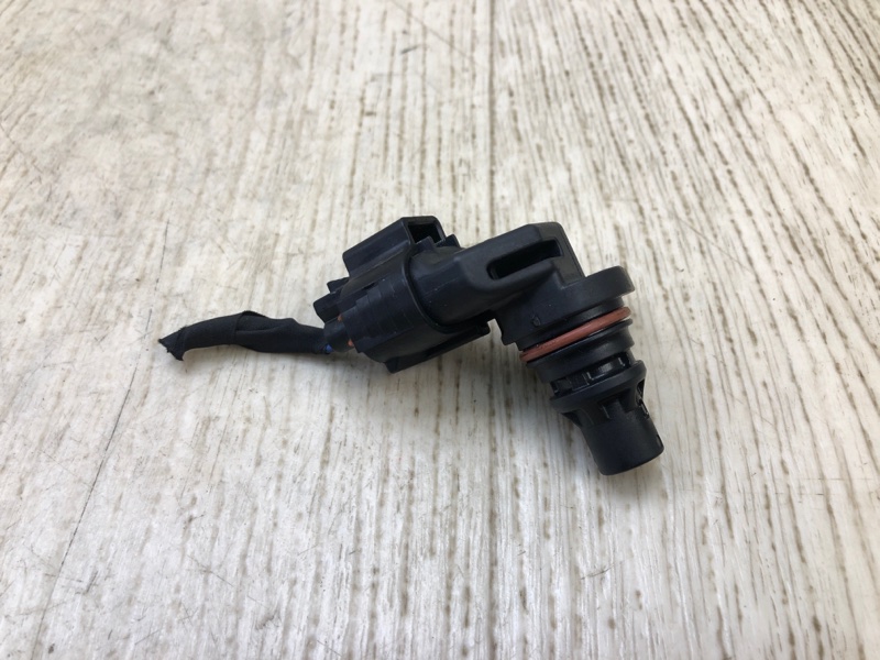 Датчик положения распредвала HYUNDAI ELANTRA AD 16- 2018 2.0 G4NH 39350-2E200 Б/У