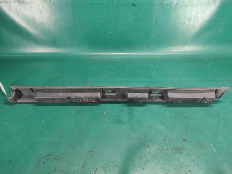 Кронштейн порога задний правый ES350 06-12