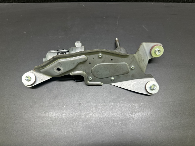 Моторчик стеклоочистителя задний 6 GJ 12-