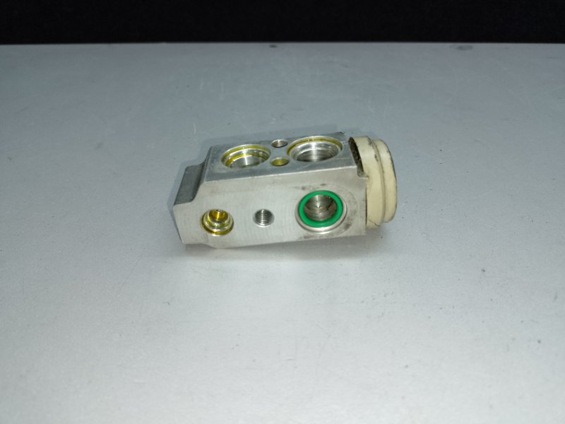 Клапан кондиционера ELANTRA MD 10-15 2013 1.8 G4NB