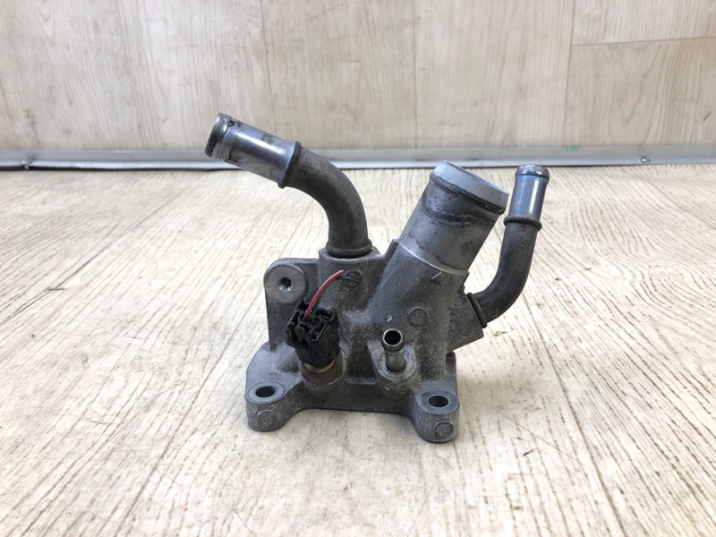 Тройник системы охлаждения HONDA ACCORD CU8 / TSX 08-14 2012 2.4L 19350-R40-A60 Б/У