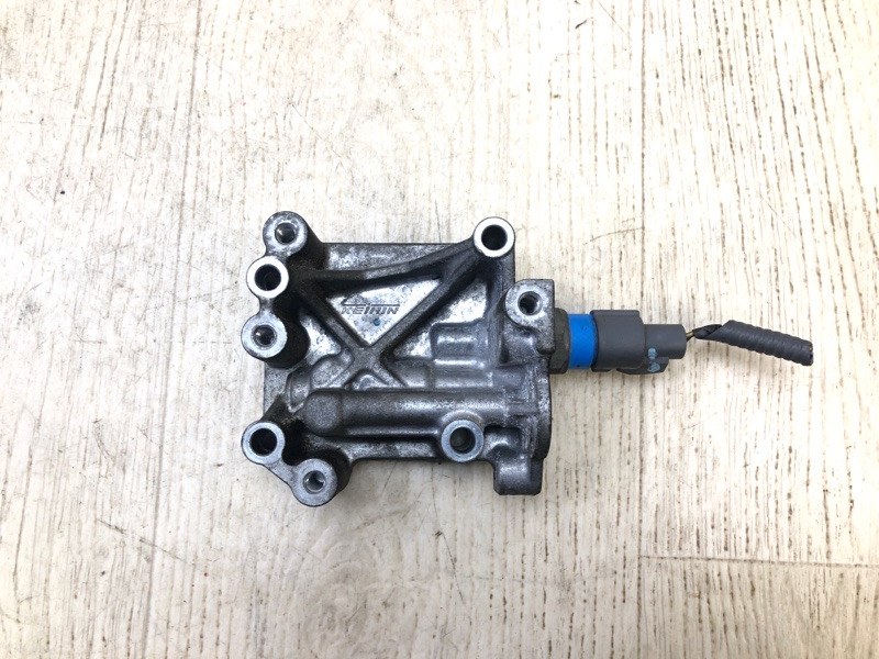 Запчасть клапан vtec HONDA ACCORD CU8 / TSX 08-14 2012 2.4L 15811-R40-A01 Б/У Клапан VTEC HONDA ACCORD CU8 / TSX 08-14 2012 2.4L 15811-R40-A01 Б/У