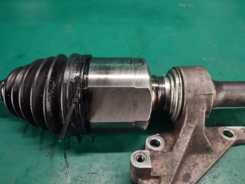 Привод передний правый MDX (YD2) 06-13 2009 Внедорожник 3.7 J37A1 Привод передний правый MDX (YD2) 06-13 2009 Внедорожник 3.7 J37A1