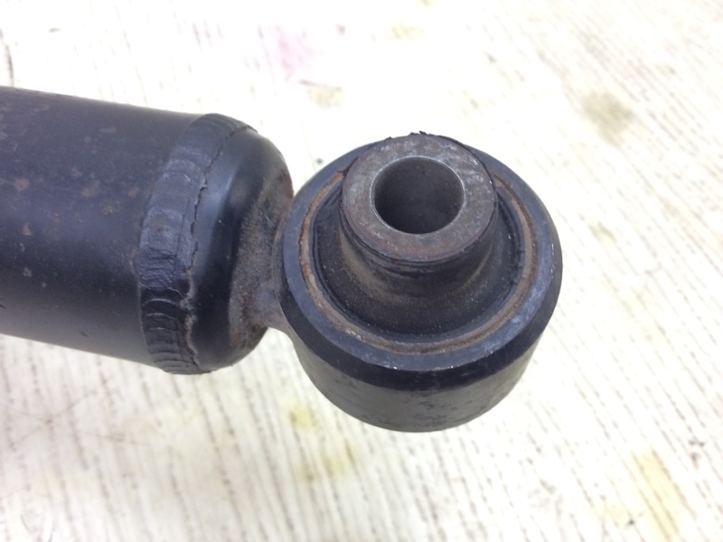 Амортизатор задний SUBARU IMPREZA WRX 10-14 GH