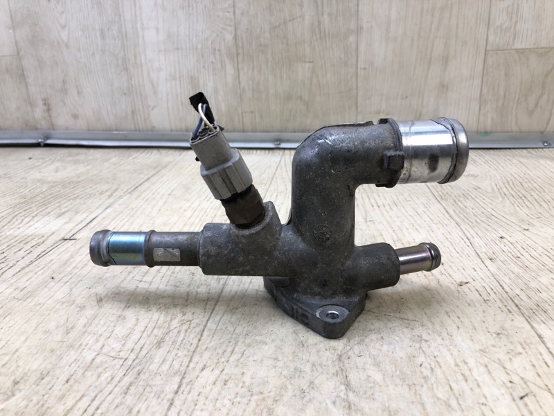 Фланец системы охлаждения ELANTRA MD 10-15 2014 1.8 G4NB Фланец системы охлаждения ELANTRA MD 10-15 2014 1.8 G4NB