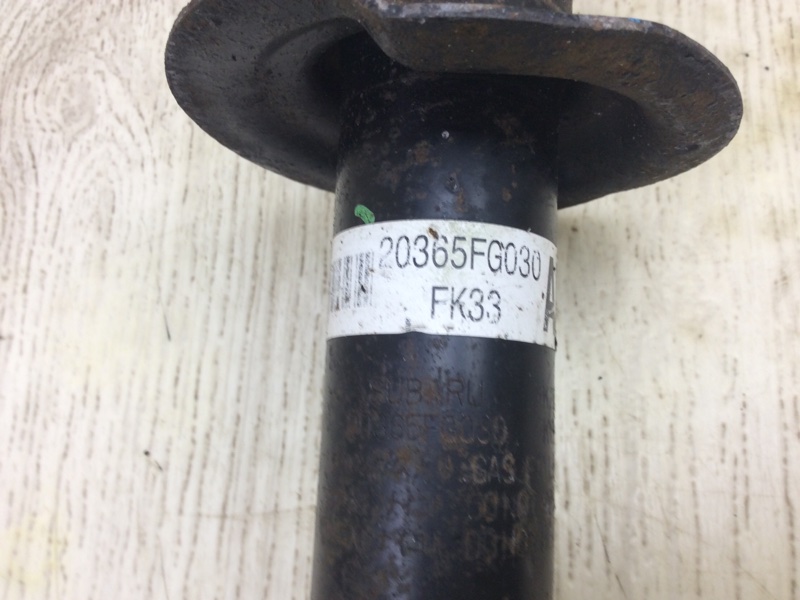 Амортизатор задний IMPREZA WRX 10-14 GH