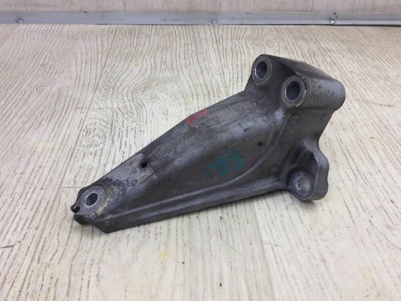 Кронштейн двигателя правый FX/QX70 S51 08-17 2008 5.0 VK50VE