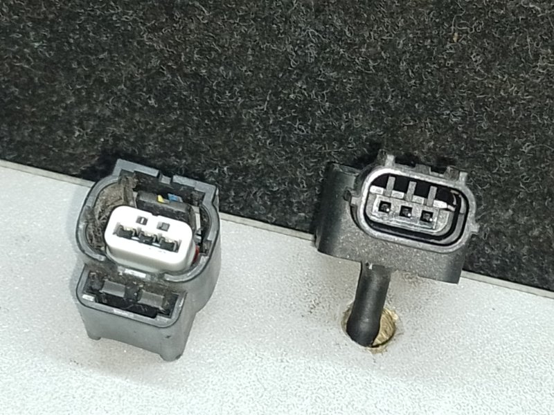 Датчик давления тормозной жидкости ACURA RDX 12-19