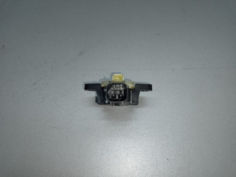 Датчик удара FORD FOCUS 10-18 2.0 C20HDEX Датчик удара FORD FOCUS 10-18 2.0 C20HDEX