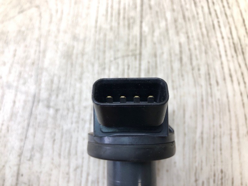 Катушка зажигания RAV4 13-19 2016 2.5 2ARFE