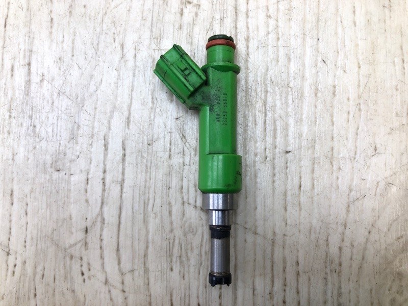 Форсунка топливная RAV4 13-19 2016 2.5 2ARFE