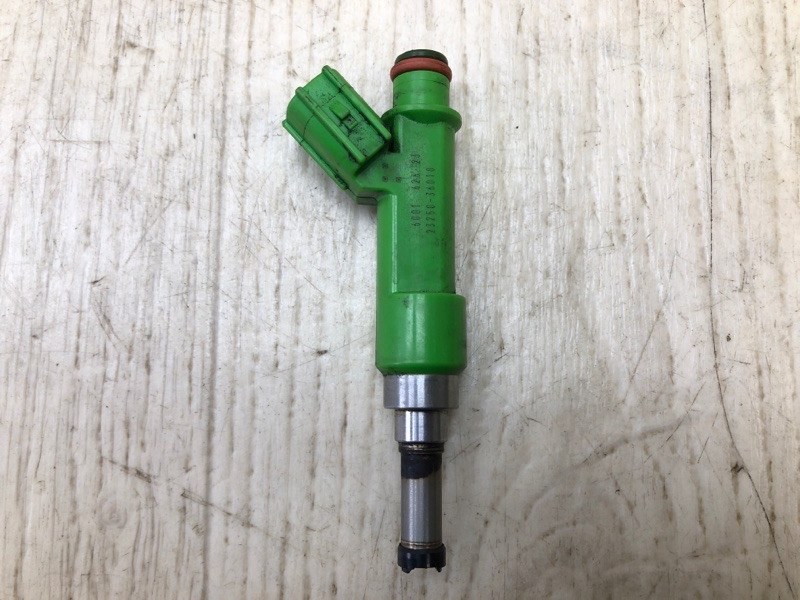 Форсунка топливная RAV4 13-19 2016 2.5 2ARFE