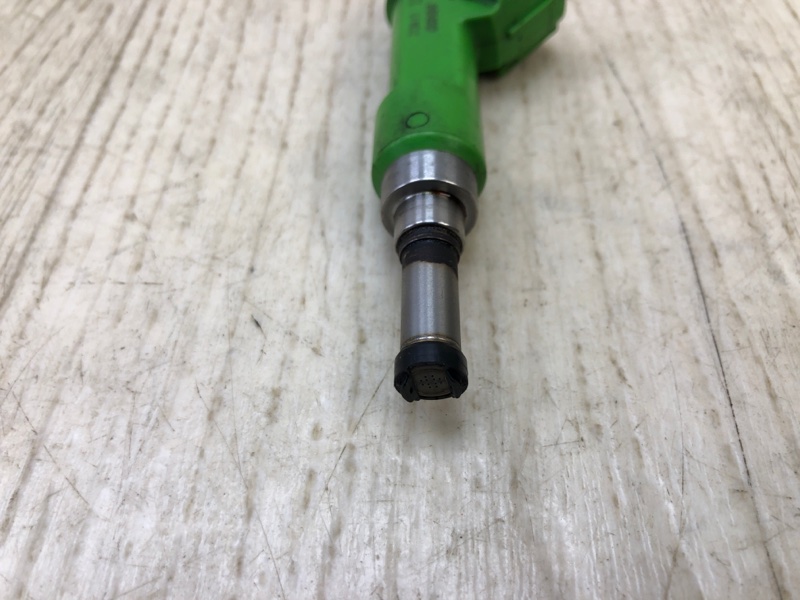 Форсунка топливная RAV4 13-19 2016 2.5 2ARFE