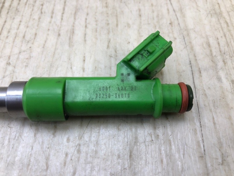 Форсунка топливная RAV4 13-19 2016 2.5 2ARFE