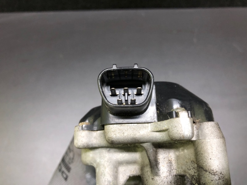 Моторчик стеклоочистителя передний ACCORD COUPE 03-07 2003 J30A4