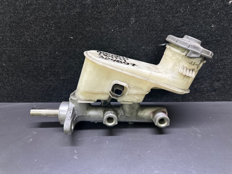 Главный тормозной цилиндр HONDA ACCORD COUPE 03-07 2003 J30A4 46100-SDB-A02 Б/У