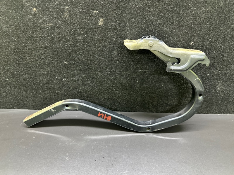 Петля крышки багажника левая HONDA ACCORD COUPE 03-07 J30A4