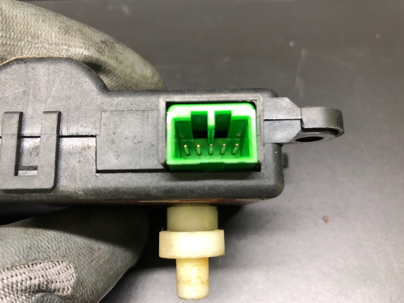 Моторчик заслонки печки HONDA ACCORD COUPE 03-07 J30A4