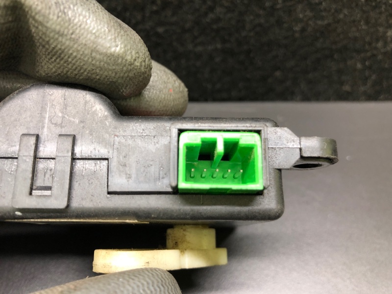 Моторчик заслонки печки HONDA ACCORD COUPE 03-07 J30A4