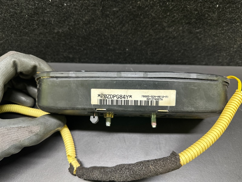 Подушка безопасности в сиденье передняя левая HONDA ACCORD COUPE 03-07 J30A4