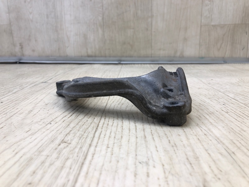 Кронштейн компрессора кондиционера LANCER X 10 07-15 2010 2.0 4B11