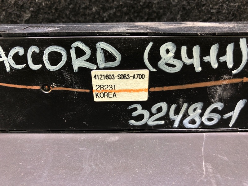 Кнопка регулировки сиденья передняя левая HONDA ACCORD COUPE 03-07 J30A4