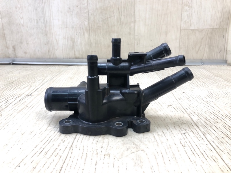 Фланец системы охлаждения NISSAN X-TRAIL/ROGUE T32 13-20 2017 2.5 QR25DE 11060-3TA0B Б/У