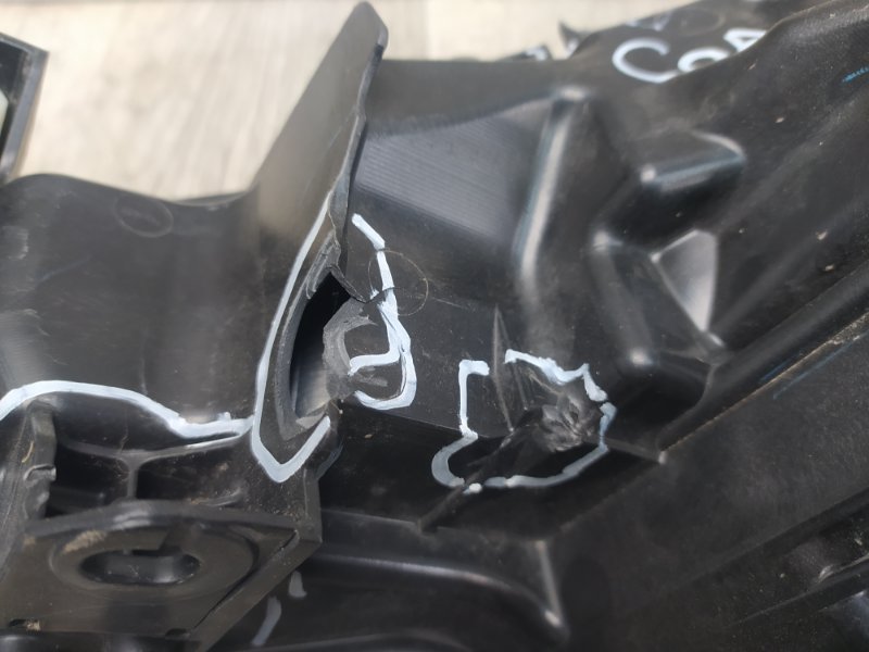 Фара передняя правая COROLLA 18- Фара передняя правая COROLLA 18-