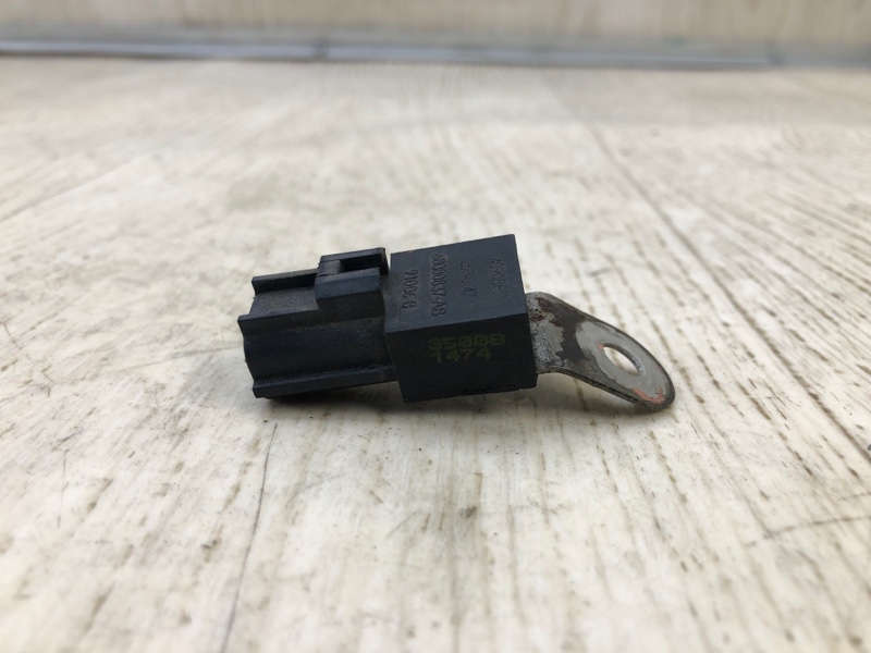 Конденсатор CHEROKEE 14- 2016 2.4 ED8