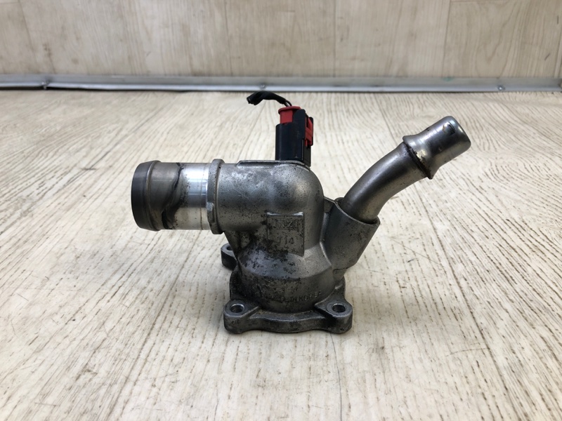 Корпус термостата JEEP CHEROKEE 14- 2016 2.4 ED8 5047 861AA Б/У