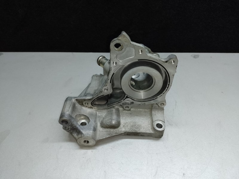 Корпус помпы MAZDA CX-5 (KE) 11-17 2.2 Diesel SH01-15-1H0 Б/У