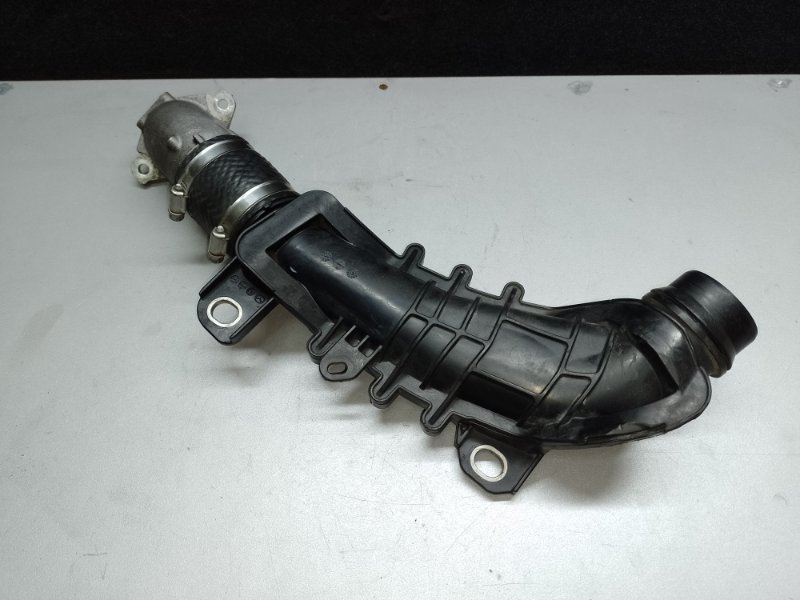 Патрубок интеркулера MAZDA CX-5 (KE) 11-17 2.2 Diesel SHY1-13-24X Б/У