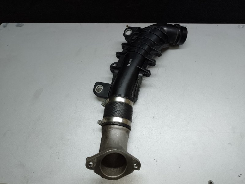 Патрубок интеркулера MAZDA CX-5 (KE) 11-17 2.2 Diesel