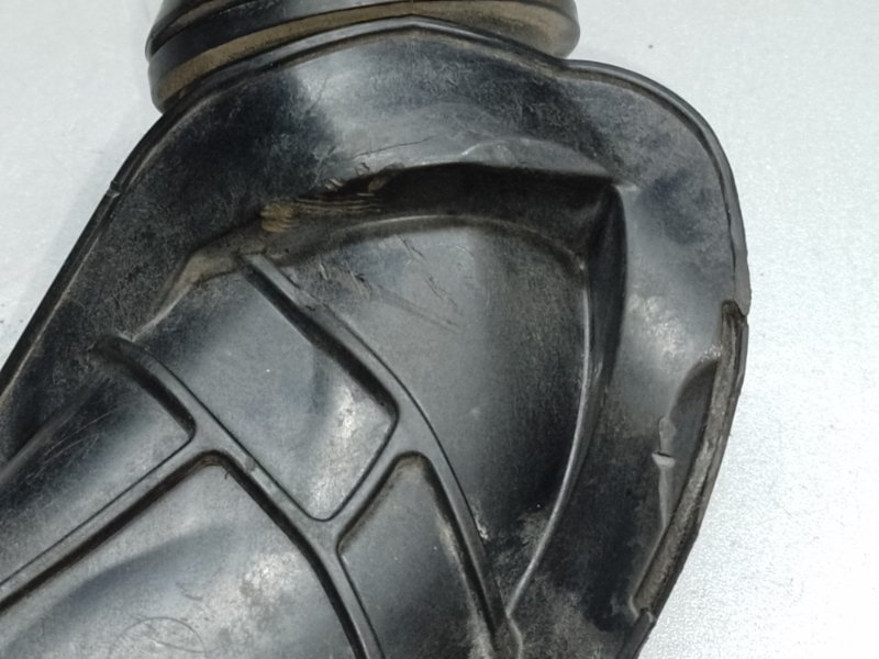 Патрубок интеркулера CX-5 (KE) 11-17 2.2 Diesel