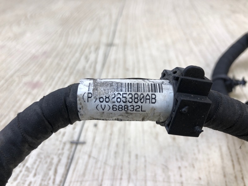 Клемма аккумулятора CHEROKEE 14- 2016 2.4 ED8