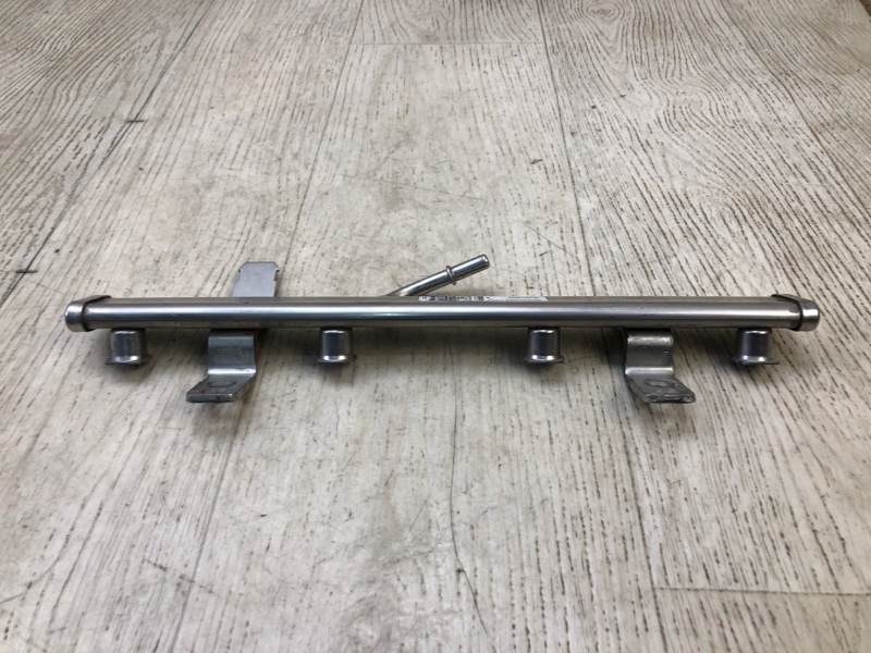 Топливная рейка CHEROKEE 14- 2016 2.4 ED8