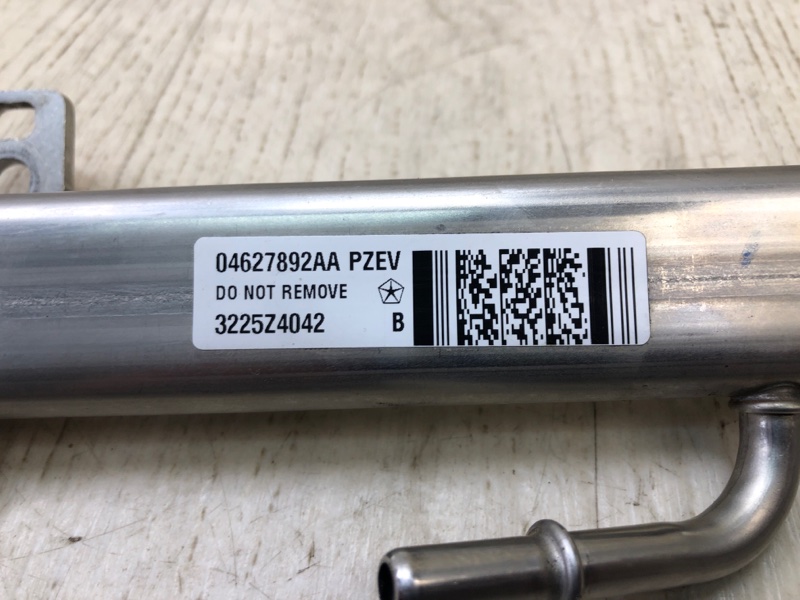 Топливная рейка CHEROKEE 14- 2016 2.4 ED8