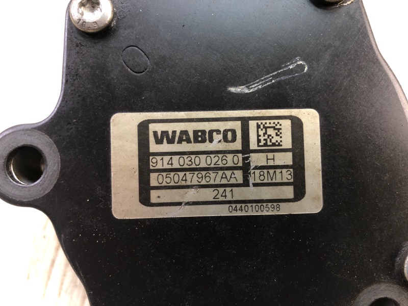 Вакуумный насос CHEROKEE 14- 2016 2.4 ED8 Вакуумный насос CHEROKEE 14- 2016 2.4 ED8