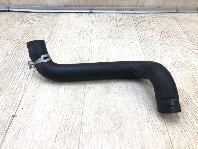 Патрубок системы охлаждения LEXUS RX350/450 09-15 2011 2GR-FXE 3.5L 16572-31320 Б/У