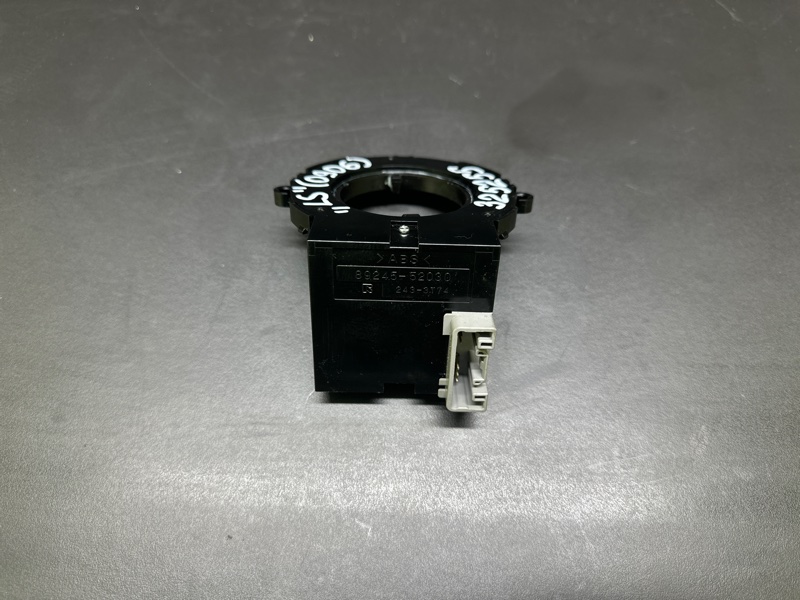 Датчик угла поворота руля LEXUS LS460 06-12 XF40 4.6 1UR-FSE