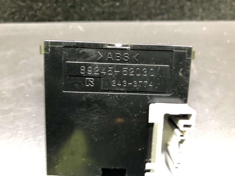 Датчик угла поворота руля LS460 06-12 2007 XF40 4.6 1UR-FSE