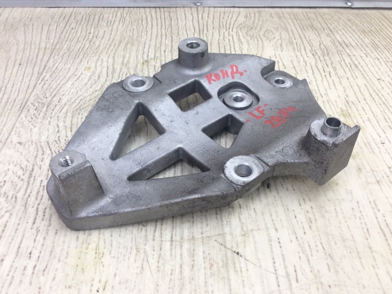 Кронштейн компрессора кондиционера HYUNDAI SONATA LF 2014- 2.0 G4NG