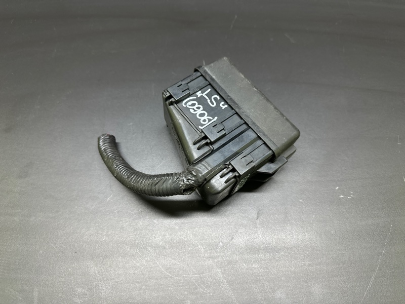 Реле LEXUS LS460 06-12 XF40 4.6 1UR-FSE