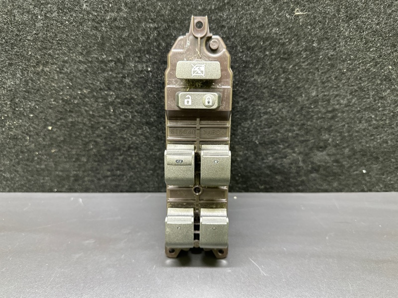 Блок управления стеклоподъемниками LEXUS LS460 06-12 2007 XF40 4.6 1UR-FSE 84040-50120 Б/У