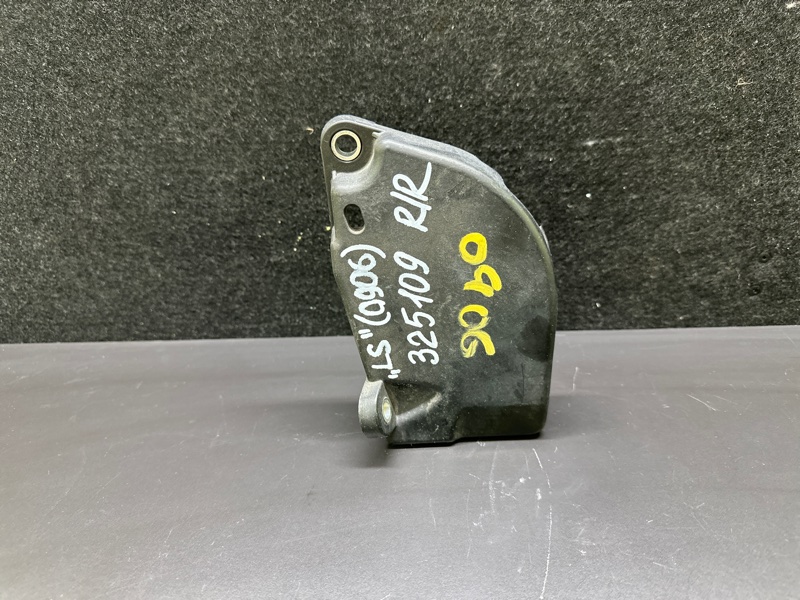 Кронштейн передний правый LEXUS LS460 06-12 2007 XF40 4.6 1UR-FSE 53853-50010 Б/У