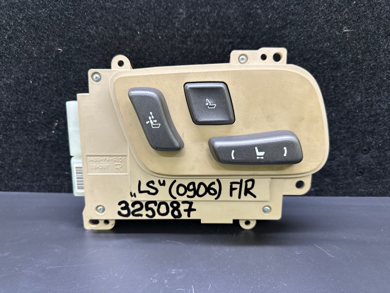Кнопка регулировки сиденья передняя правая LEXUS LS460 06-12 2007 XF40 4.6 1UR-FSE 84922-50050-A0 Б/У