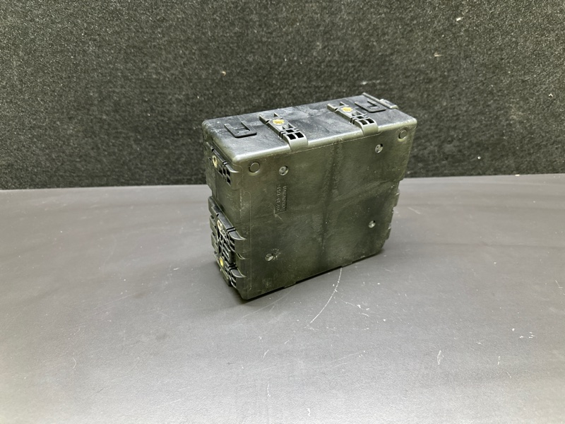 Блок электронный LEXUS LS460 06-12 XF40 4.6 1UR-FSE Блок электронный LEXUS LS460 06-12 XF40 4.6 1UR-FSE