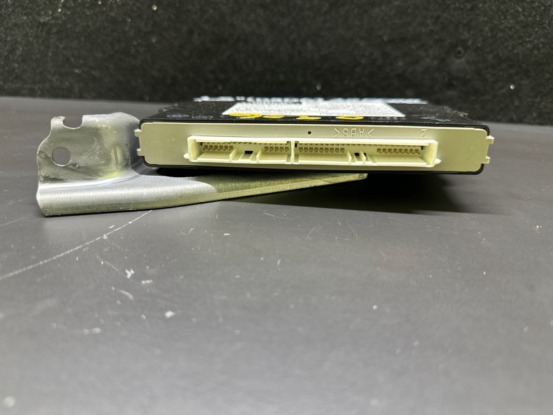 Блок управления центральным замком LEXUS LS460 06-12 XF40 4.6 1UR-FSE