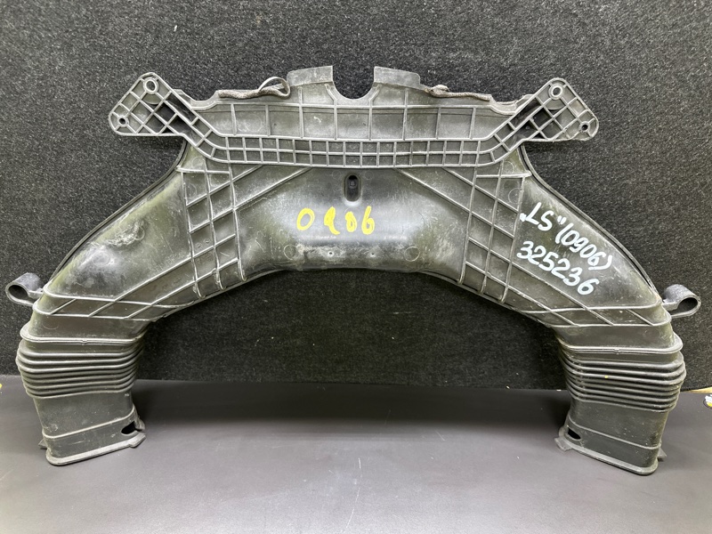 Воздухозаборник LS460 06-12 2007 XF40 4.6 1UR-FSE